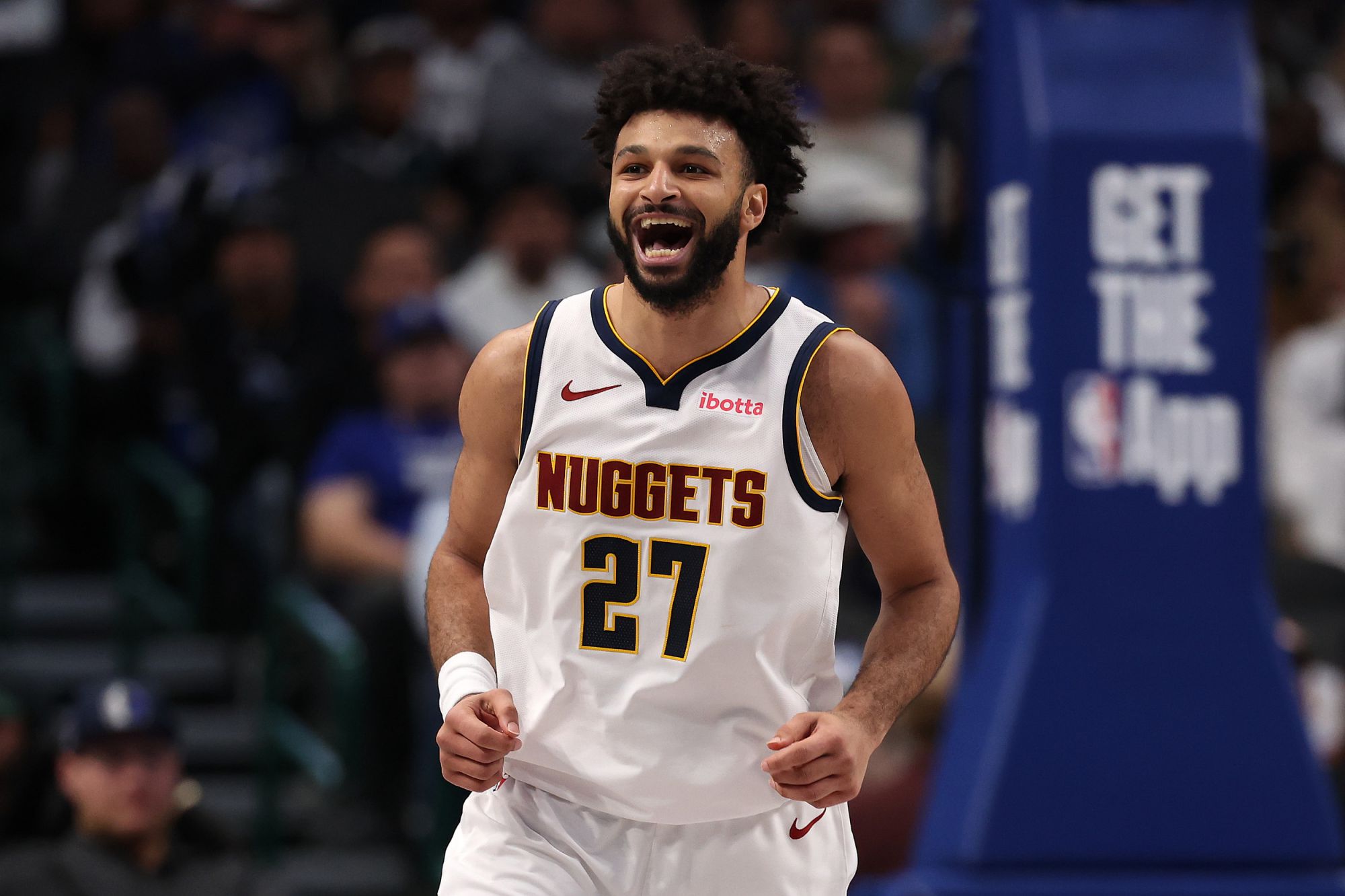Repórter norte-americano: Murray e Strawther não estão mais na lista de lesionados e podem jogar contra os Warriors normalmente