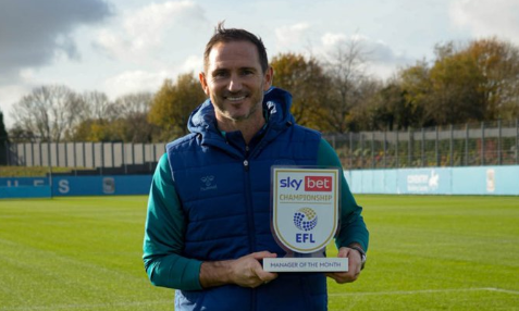 5 vitórias em 6 jogos e 18 gols marcados! Oficial: Lampard eleito o técnico do campeonato do mês de outubro