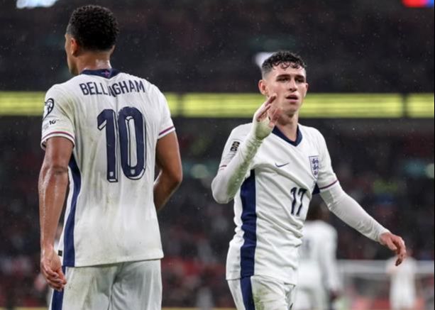 The Guardian: Com o retorno de Bellingham e Foden, quem deveria receber o número 10 da Inglaterra?
